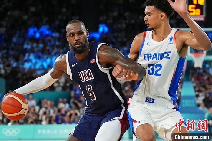 库里四记三分杀死比赛，