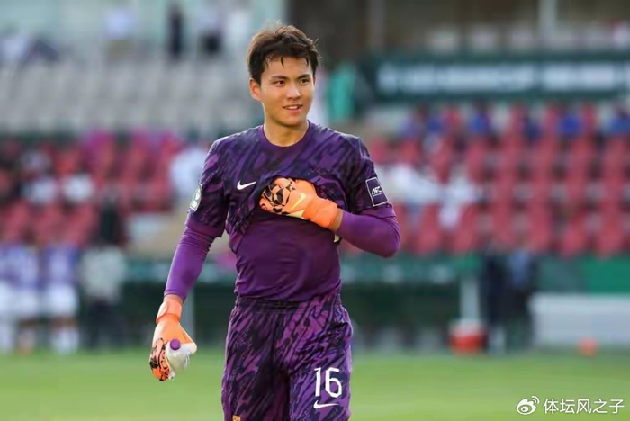 国足26人名单出炉 门将人选引热议 李昊落选马镇