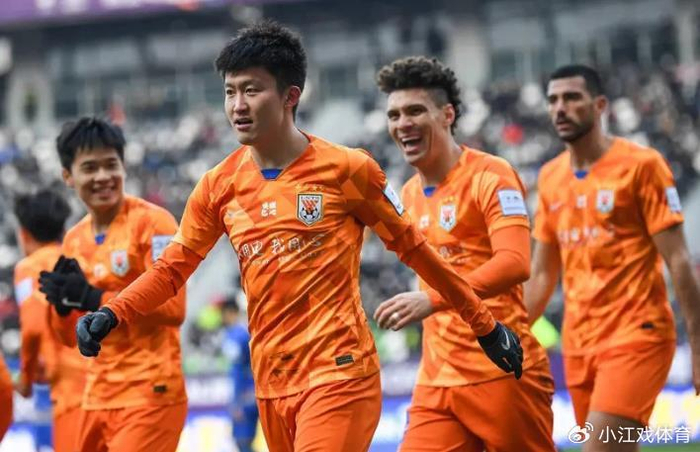 国足系列赛首胜引热议 新人崛起与段刘愚落选引